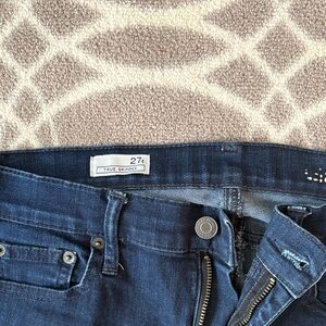 GAP True Skinny Dark Blue Jeans